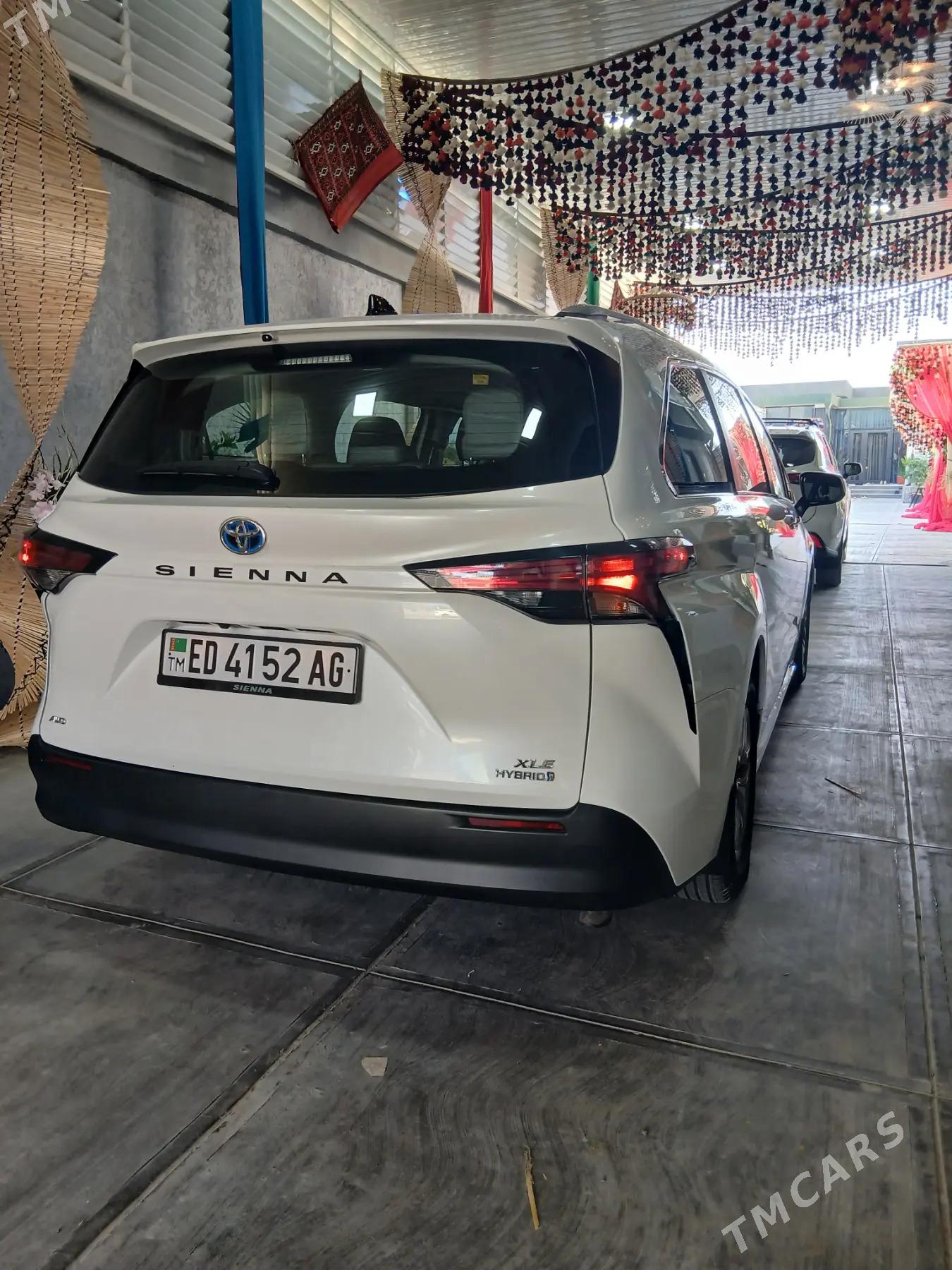 Toyota Sienna 2022 - 780 000 TMT - Aşgabat - img 3