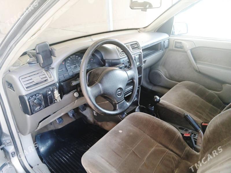 Opel Vectra 1992 - 37 000 TMT - Gubadag - img 8