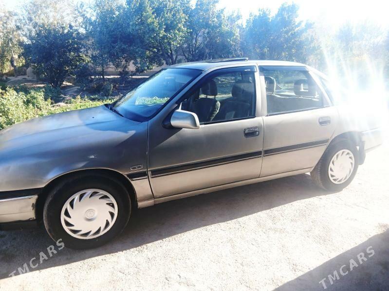 Opel Vectra 1992 - 37 000 TMT - Gubadag - img 2