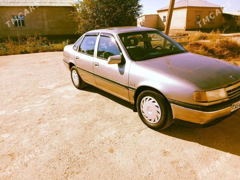 Opel Vectra 1992 - 37 000 TMT - Gubadag - img 5