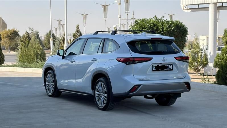 Toyota Highlander 2021 - 640 000 TMT - Ашхабад - img 4