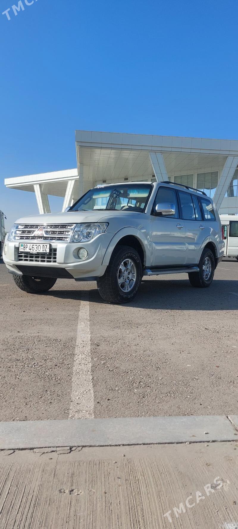 Mitsubishi Pajero 2008 - 190 000 TMT - Дашогуз - img 4