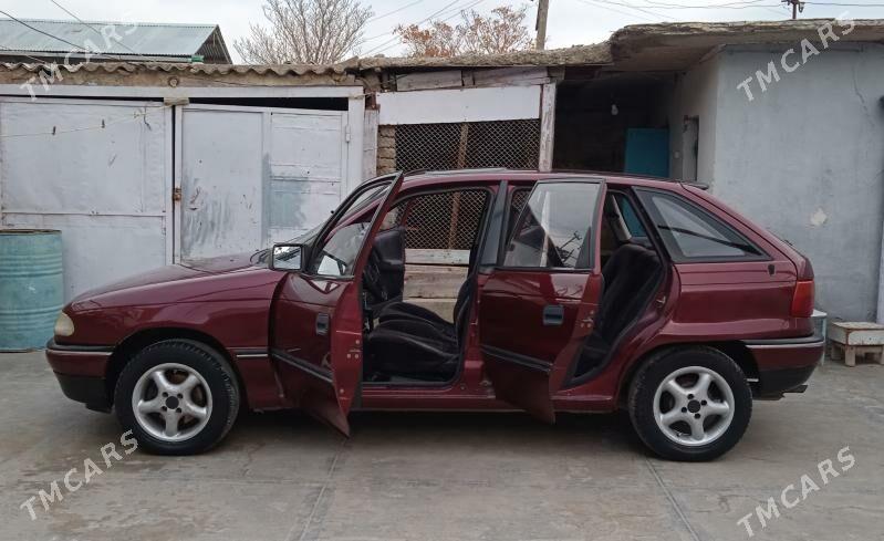 Opel Astra 1993 - 45 000 TMT - Гызыларбат - img 2