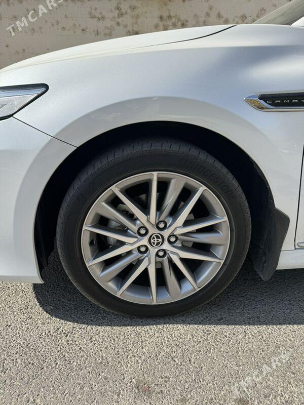 Toyota Camry 2023 - 760 000 TMT - Aşgabat - img 5