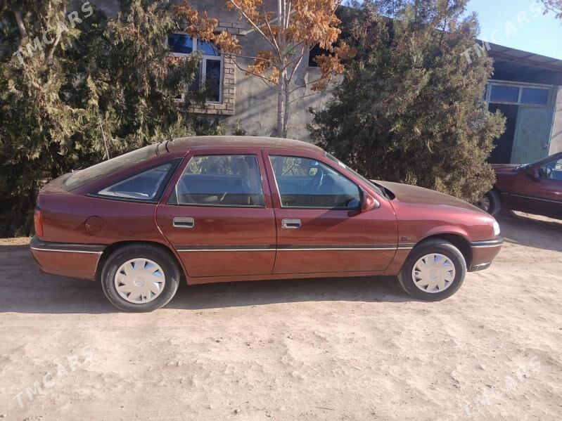 Opel Vectra 1990 - 26 000 TMT - етр. Туркменбаши - img 2