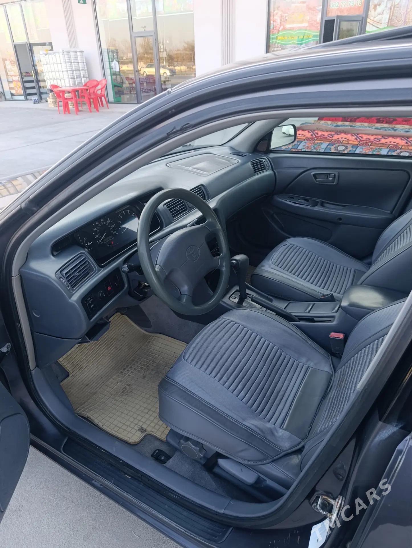 Toyota Camry 1999 - 150 000 TMT - Мары - img 4