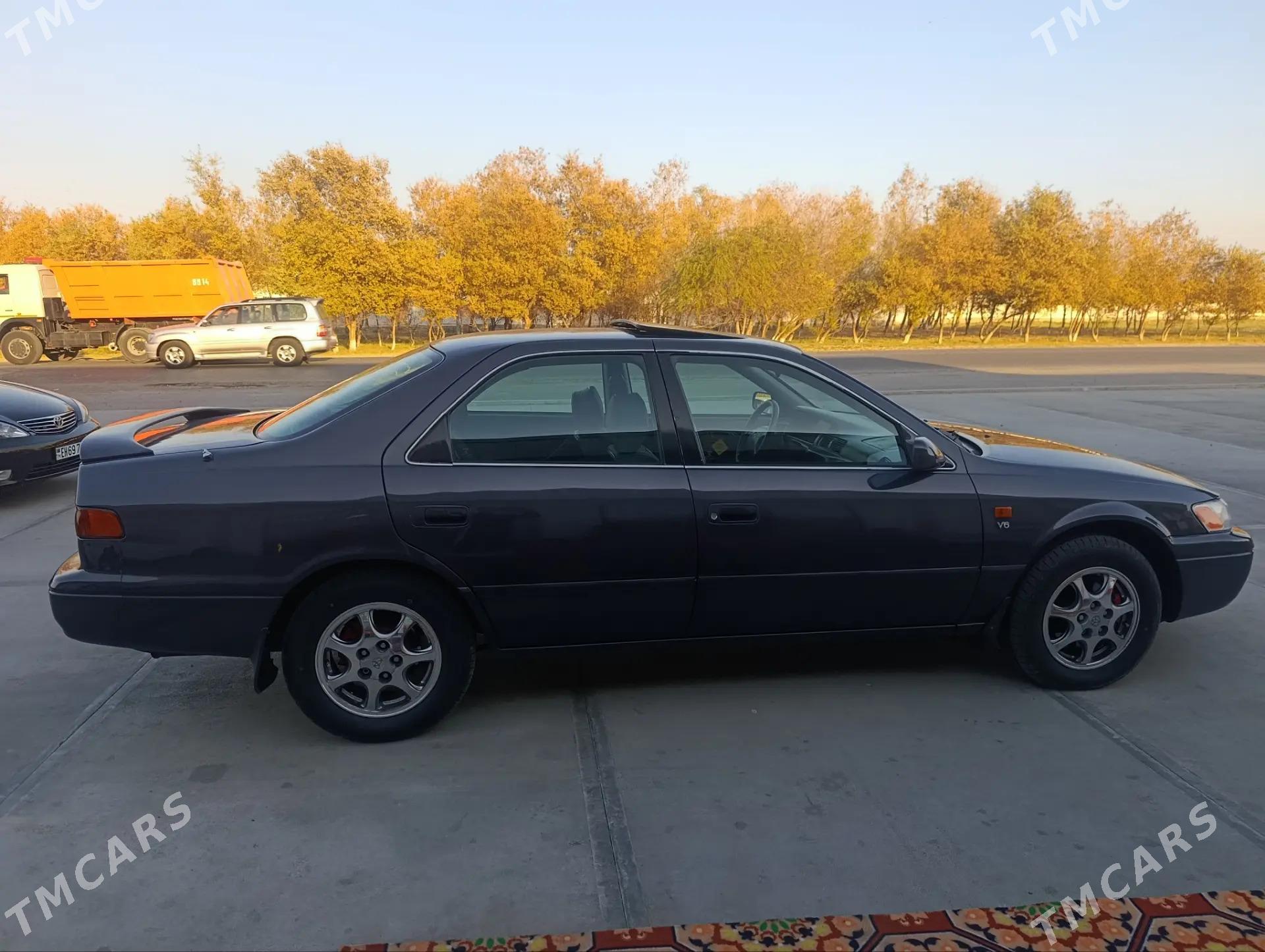 Toyota Camry 1999 - 150 000 TMT - Мары - img 5