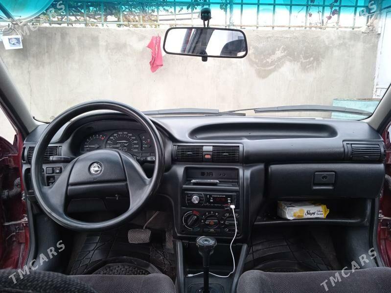 Opel Astra 1993 - 45 000 TMT - Гызыларбат - img 6