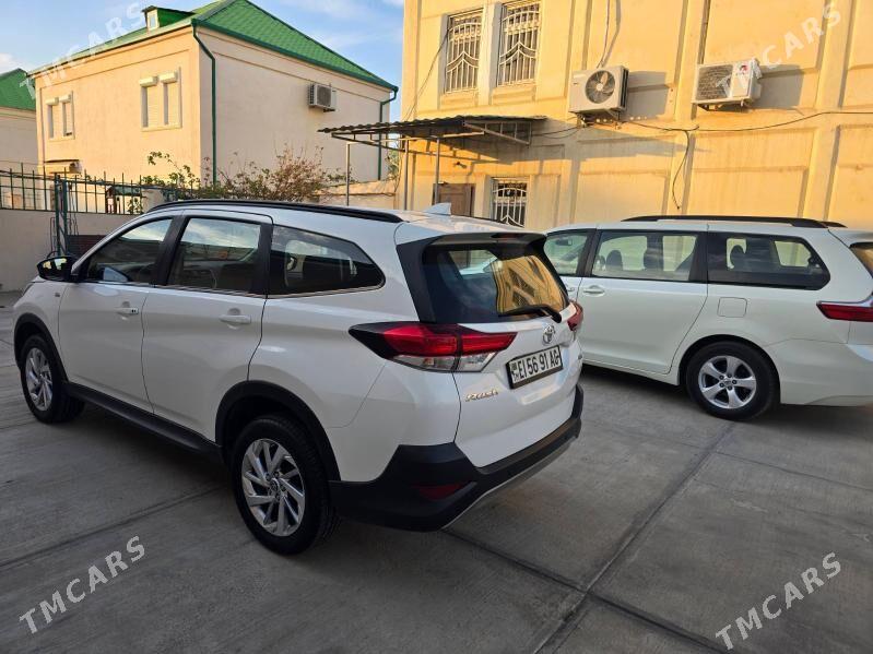 Toyota Rush 2022 - 260 000 TMT - Aşgabat - img 4