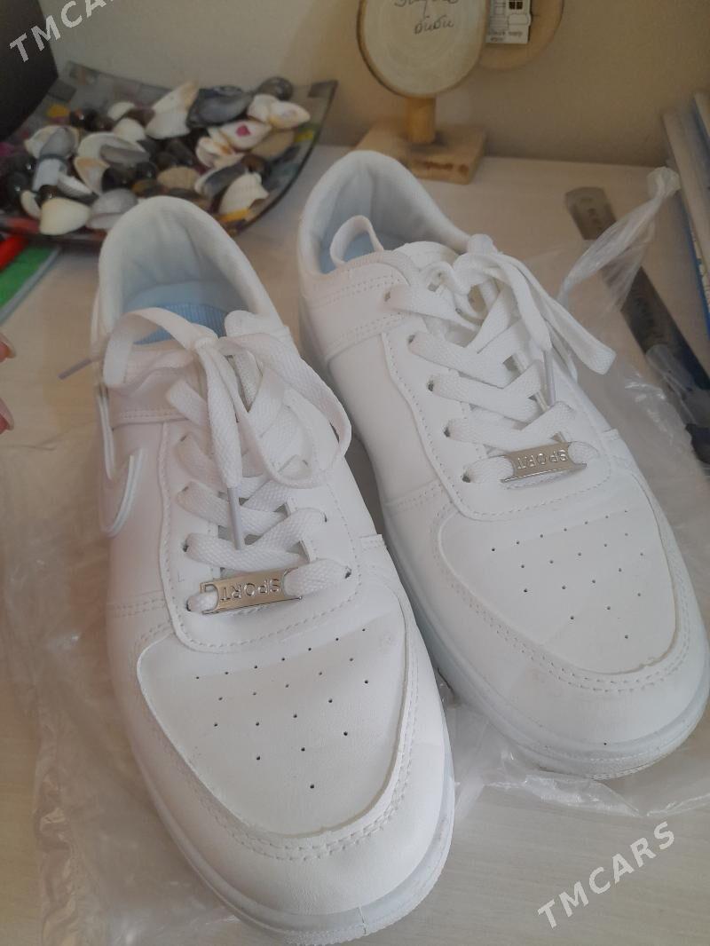 Köwüş - 4 мкр - img 1