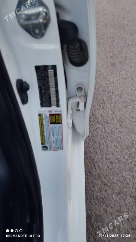 Toyota Corolla 2017 - 200 000 TMT - Туркменабат - img 8