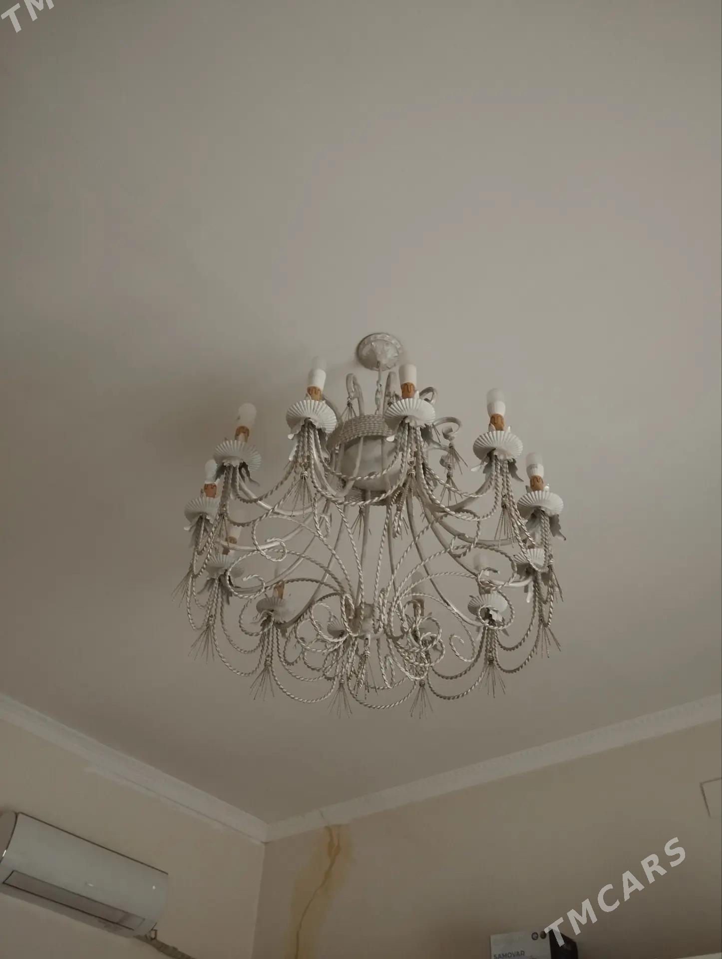 lyustra - Garadamak - img 2