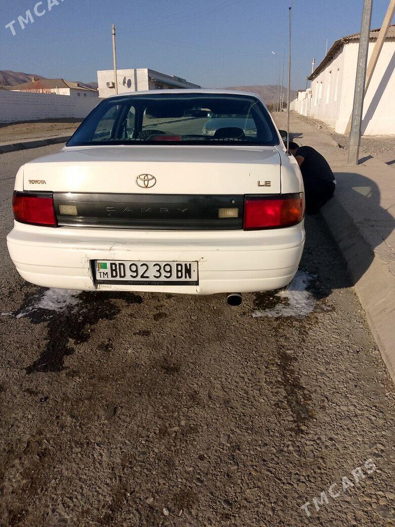 Toyota Camry 1994 - 90 000 TMT - Gyzylarbat - img 3