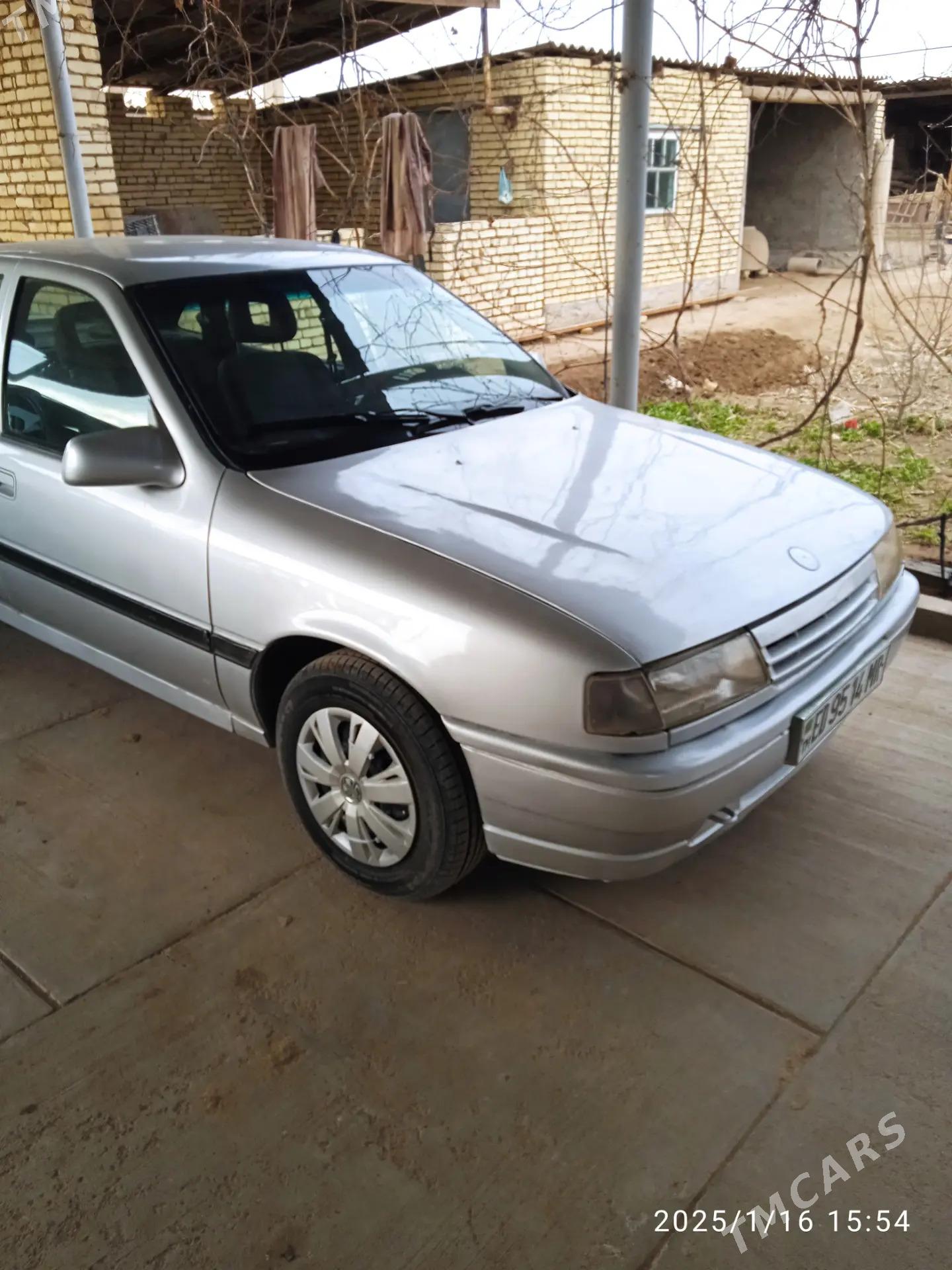 Opel Vectra 1992 - 40 000 TMT - Oguz han - img 1