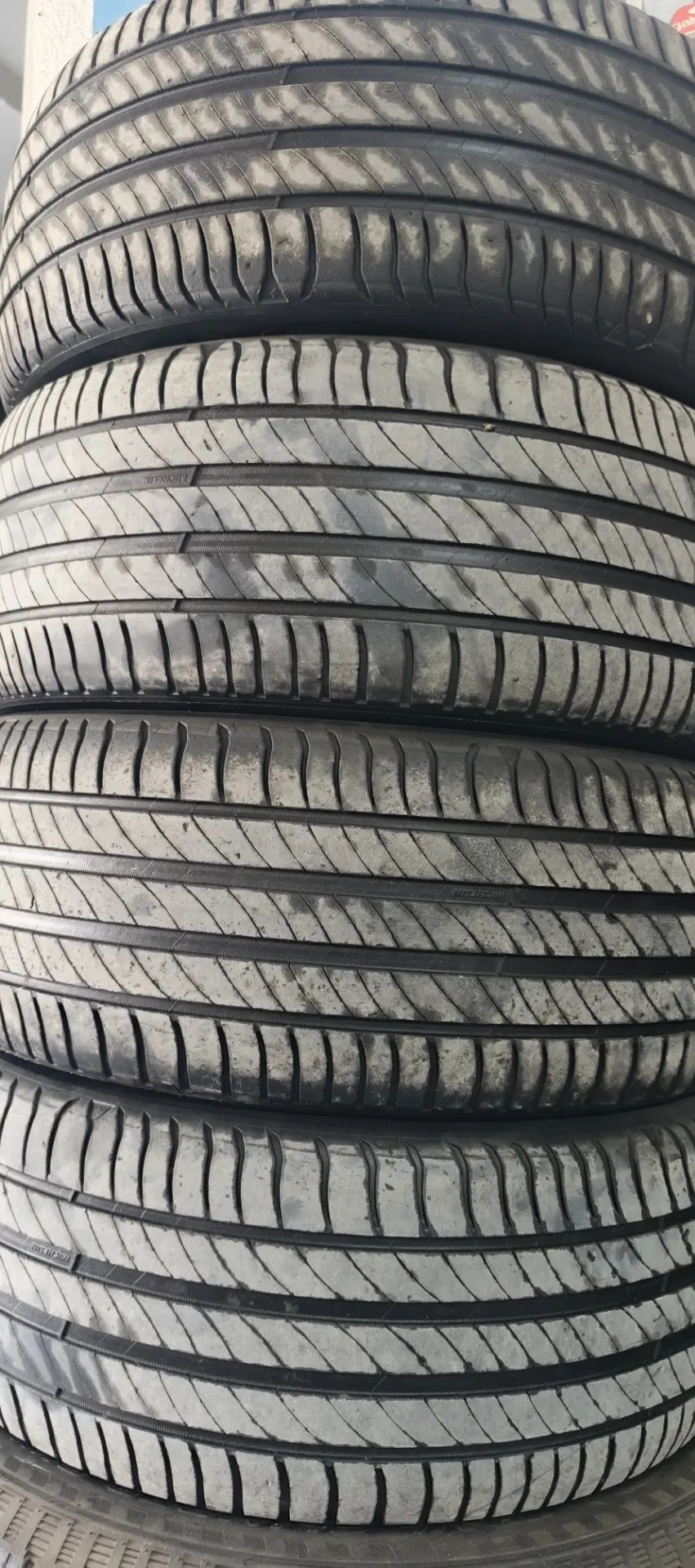 235 45 18 MICHELIN 1 400 TMT - Garadamak - img 2