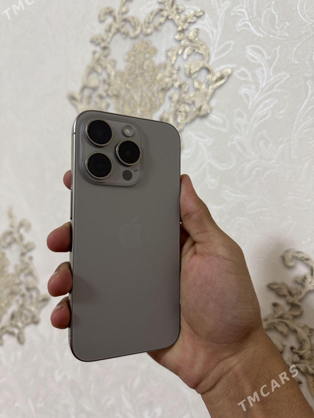 iphone 15 pro - Mary - img 2