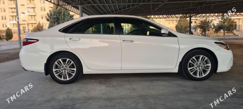 Toyota Camry 2017 - 310 000 TMT - Кëши - img 4