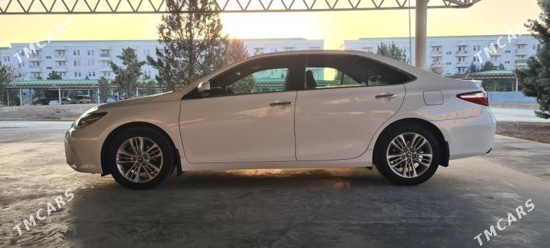 Toyota Camry 2017 - 310 000 TMT - Кëши - img 3