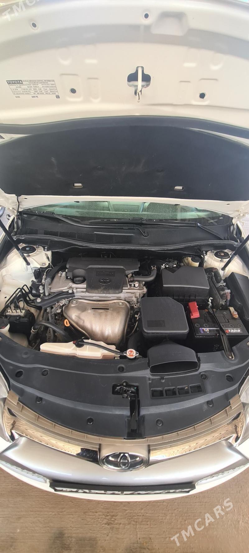 Toyota Camry 2017 - 310 000 TMT - Кëши - img 6