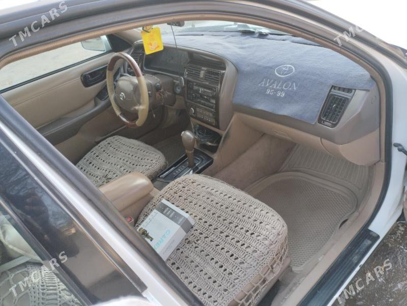 Toyota Avalon 1997 - 150 000 TMT - Дашогуз - img 4