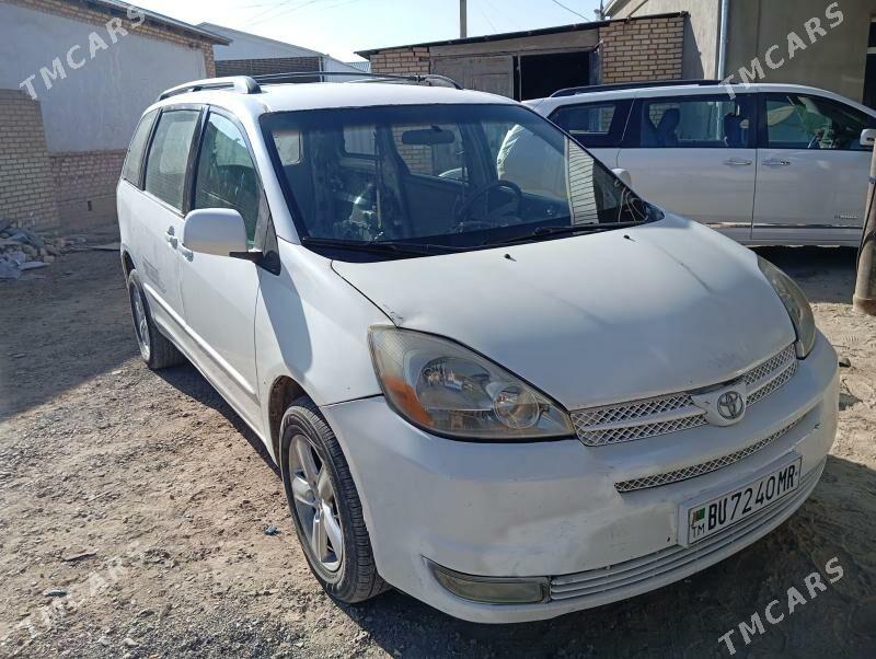 Toyota Sienna 2005 - 220 000 TMT - Mary - img 2
