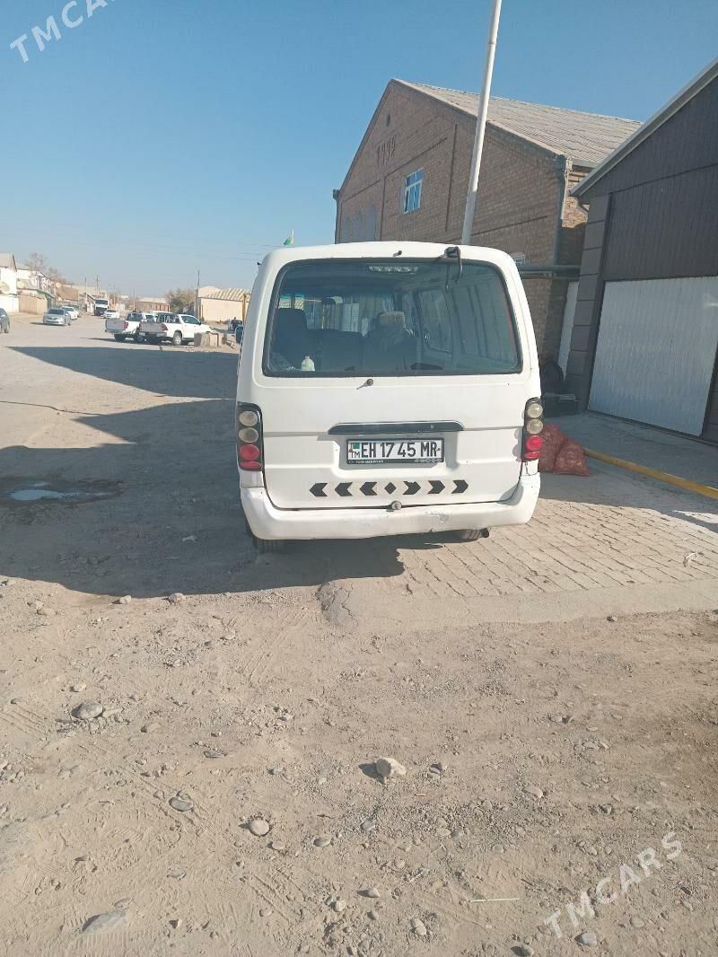 Toyota Hiace 2012 - 55 000 TMT - Мургап - img 2