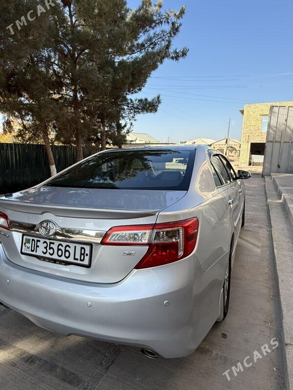 Toyota Camry 2012 - 250 000 TMT - Дянев - img 4