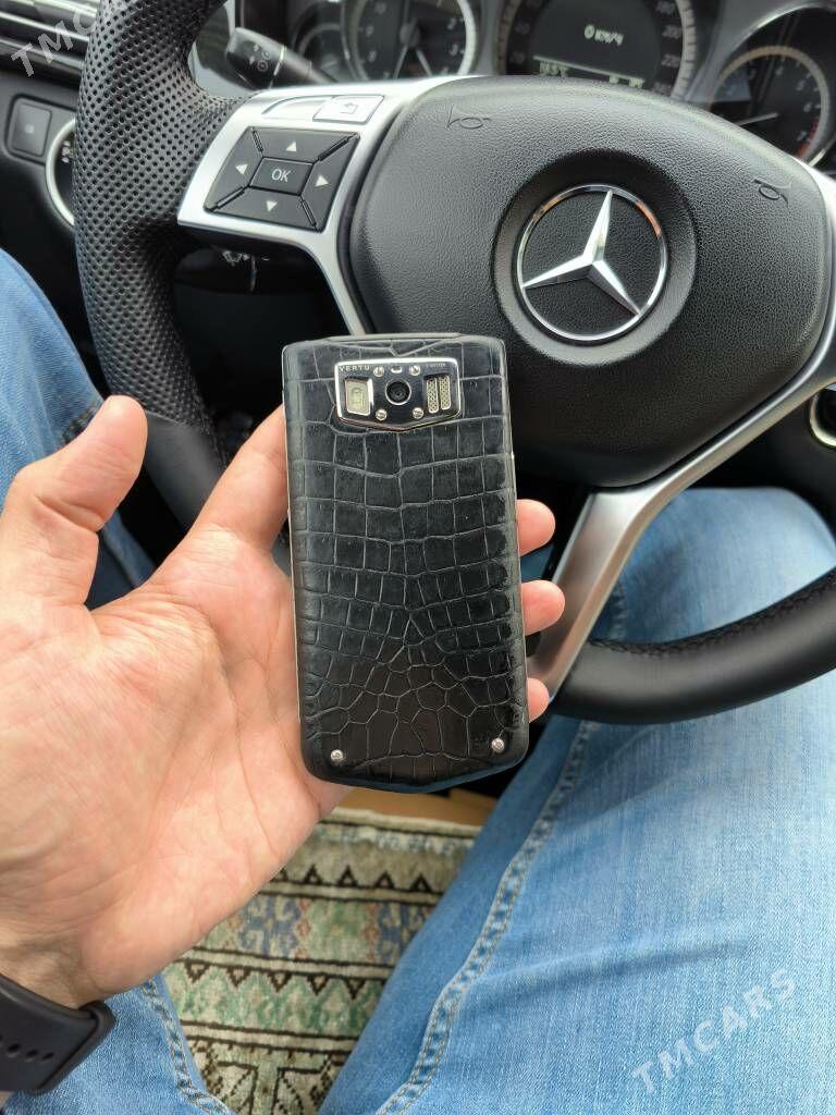 Vertu constellation V - Aşgabat - img 3