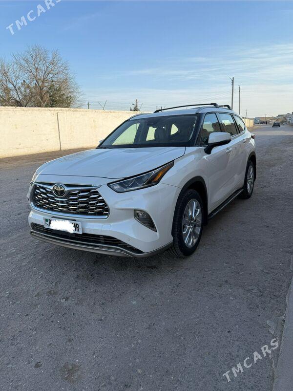 Toyota Highlander 2021 - 580 000 TMT - Мары - img 4