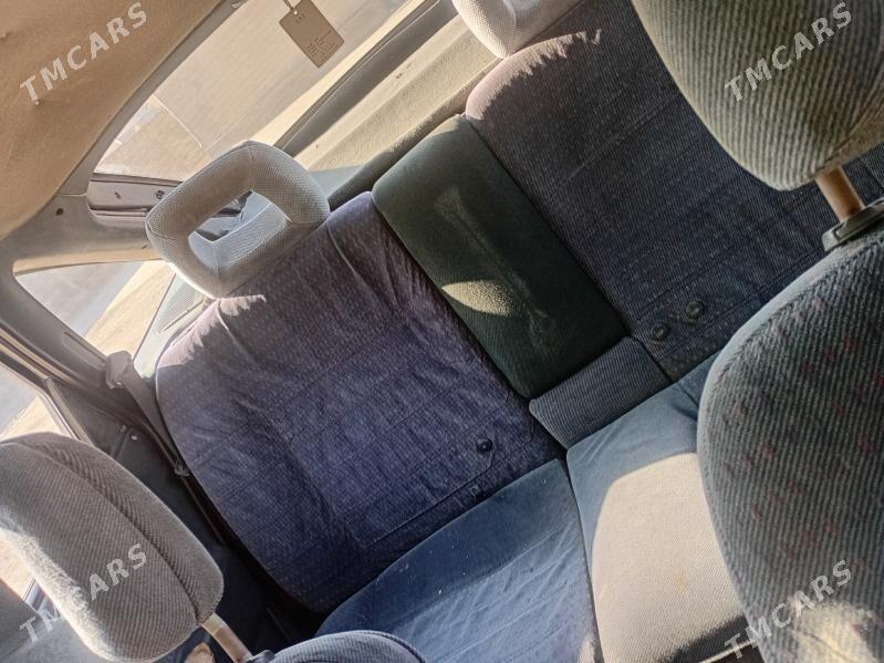 Opel Vectra 1989 - 30 000 TMT - Теджен - img 1