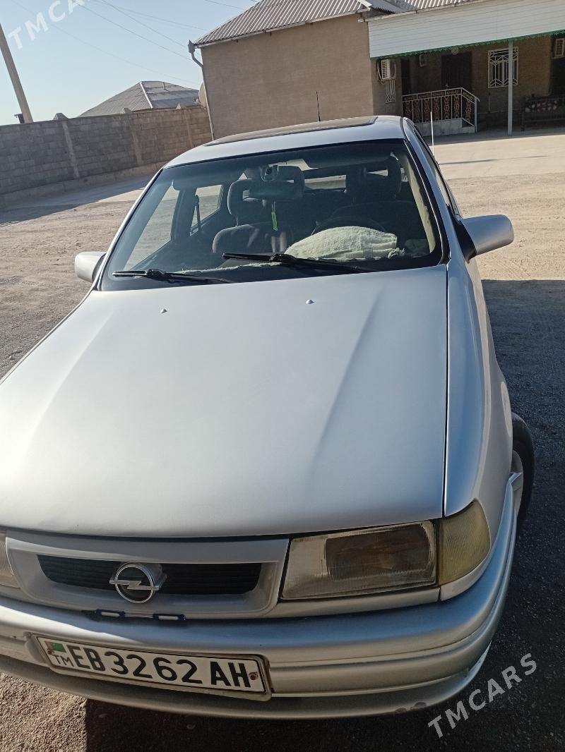 Opel Vectra 1989 - 30 000 TMT - Теджен - img 5