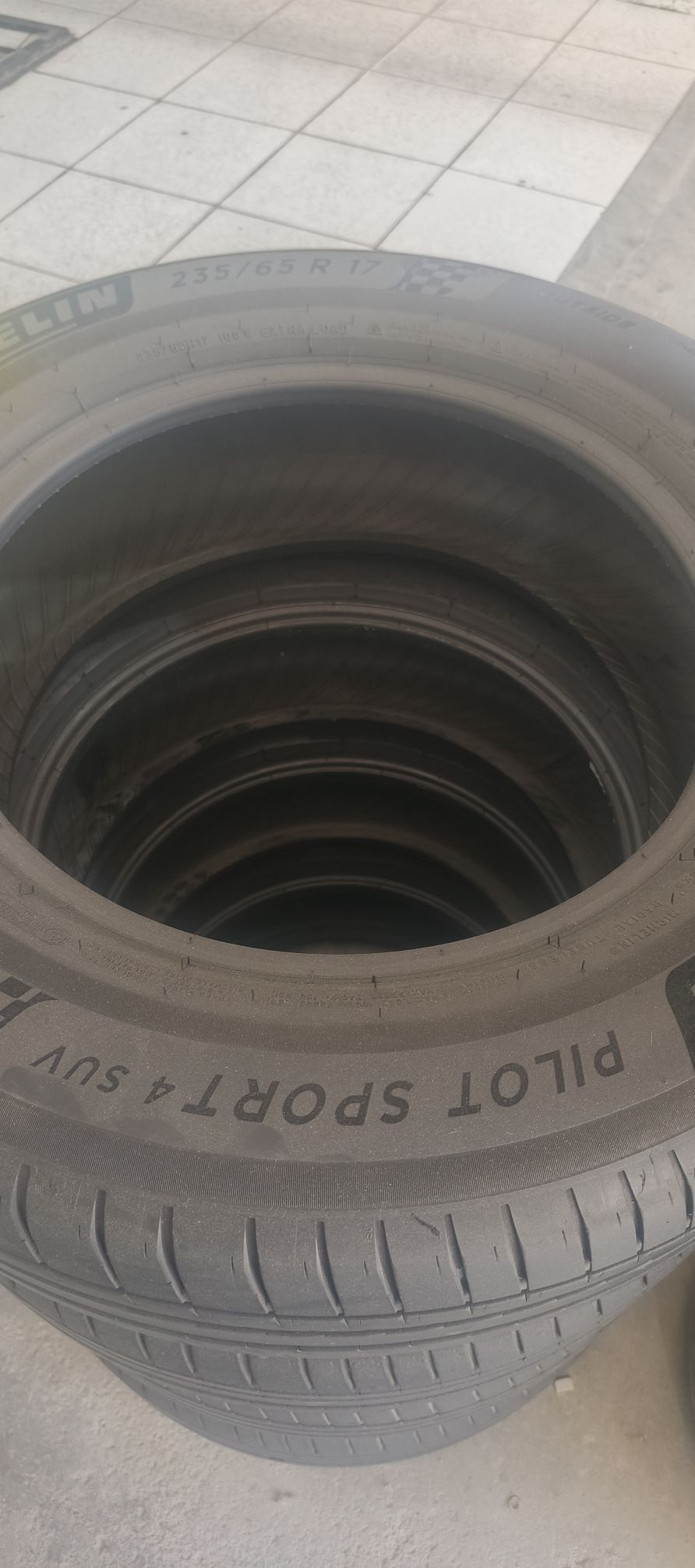 235 65 17 Mishelin 23ýyly 2 850 TMT - Гарадамак - img 1