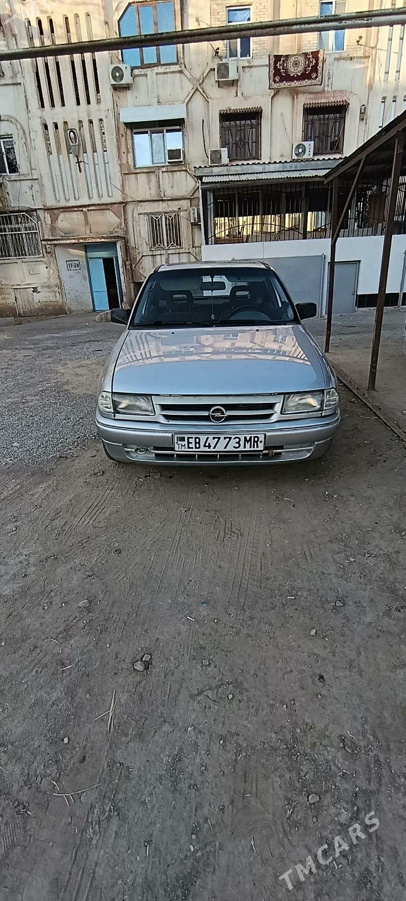 Opel Astra 1992 - 38 000 TMT - Мары - img 4