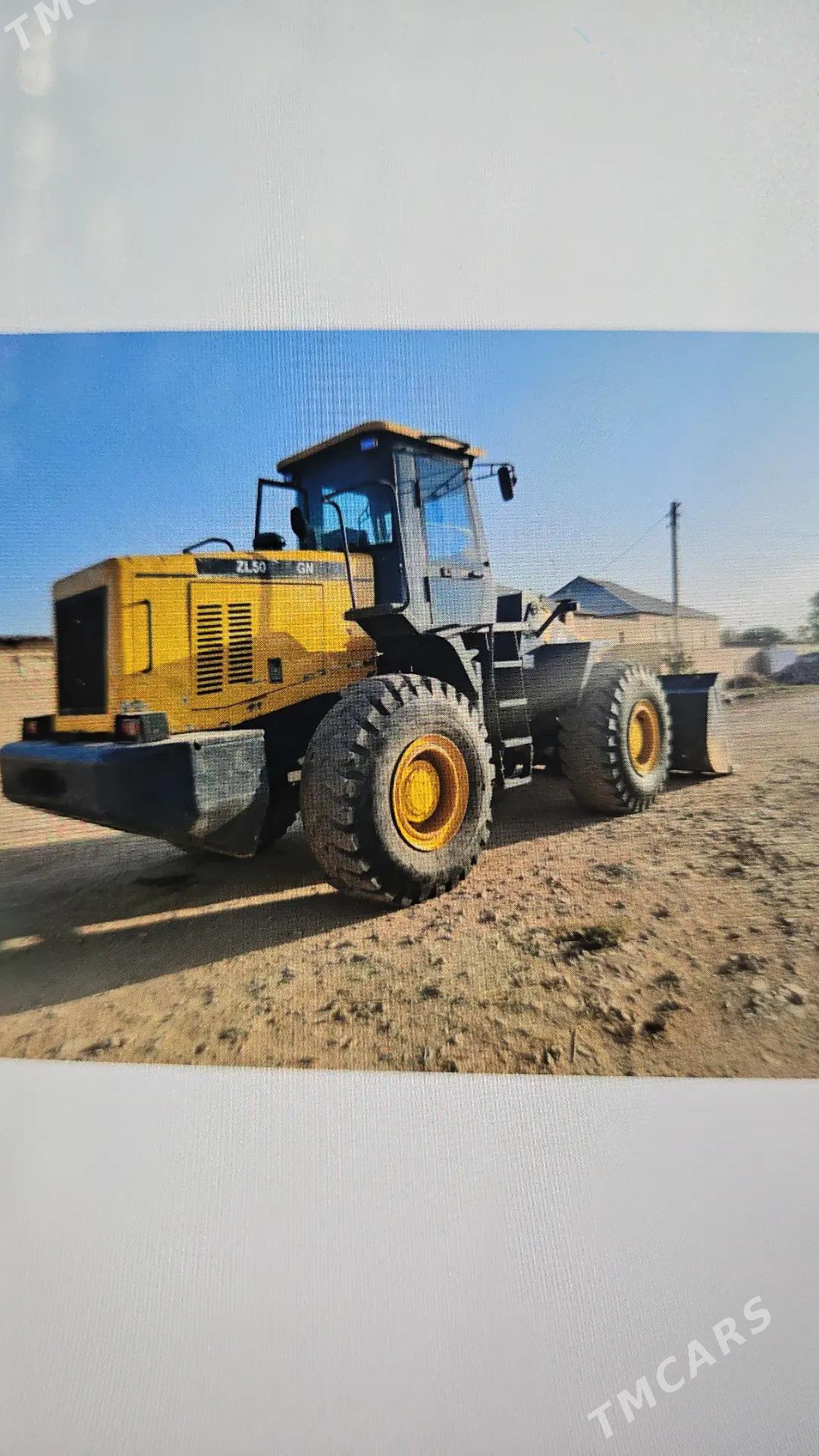 XCMG ZL50 2010 - 280 000 TMT - Байрамали - img 4