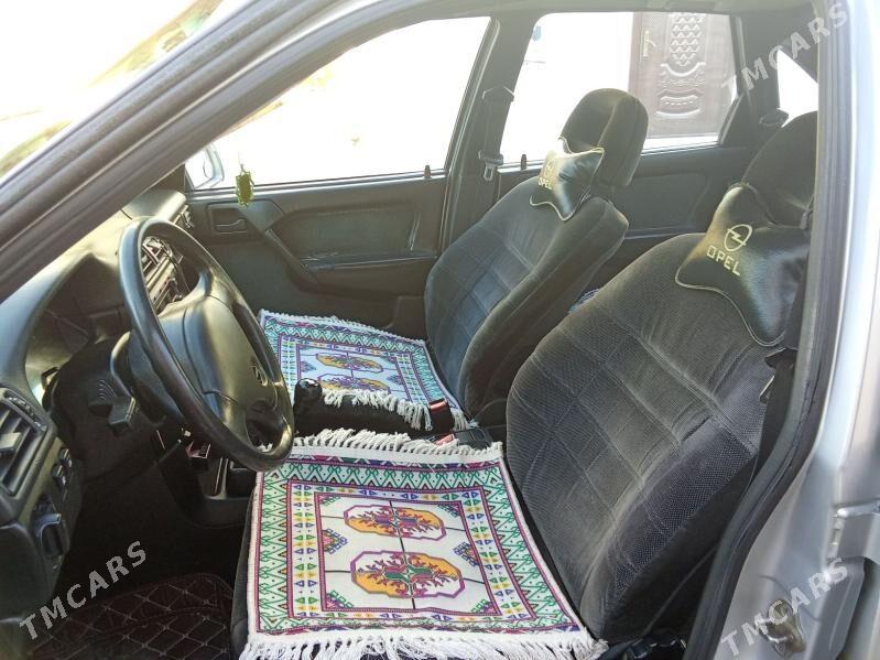 Opel Vectra 1989 - 50 000 TMT - Mary - img 5