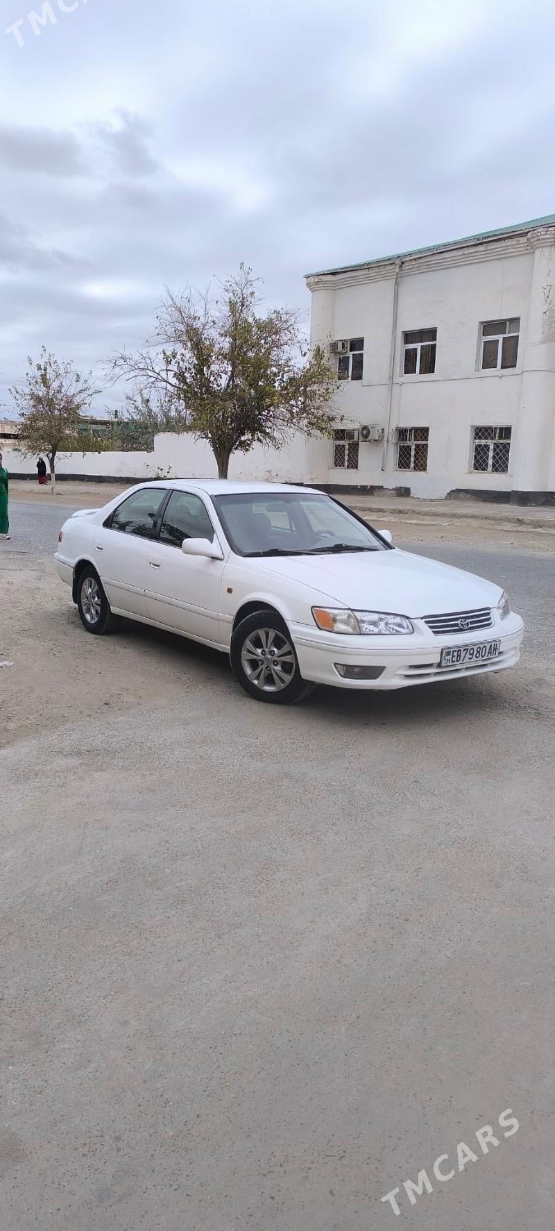 Toyota Camry 1999 - 122 000 TMT - Ашхабад - img 3