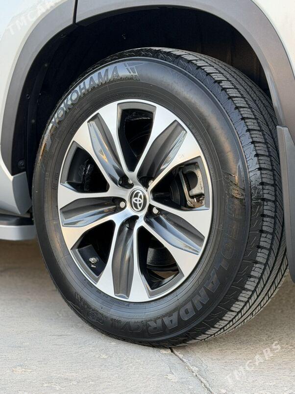 Toyota Highlander 2020 - 463 000 TMT - Балканабат - img 7