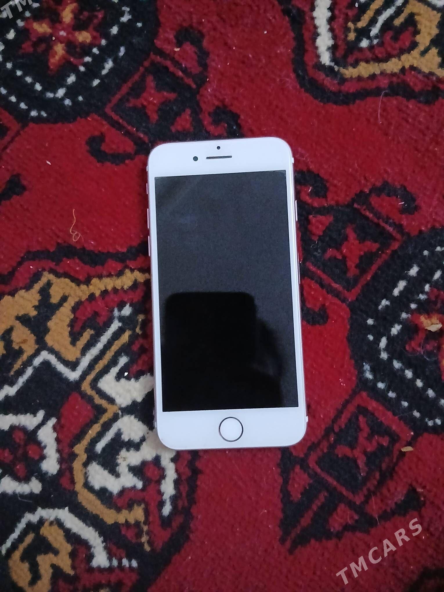 IPhone 7 - Гурбансолтан Едже - img 2