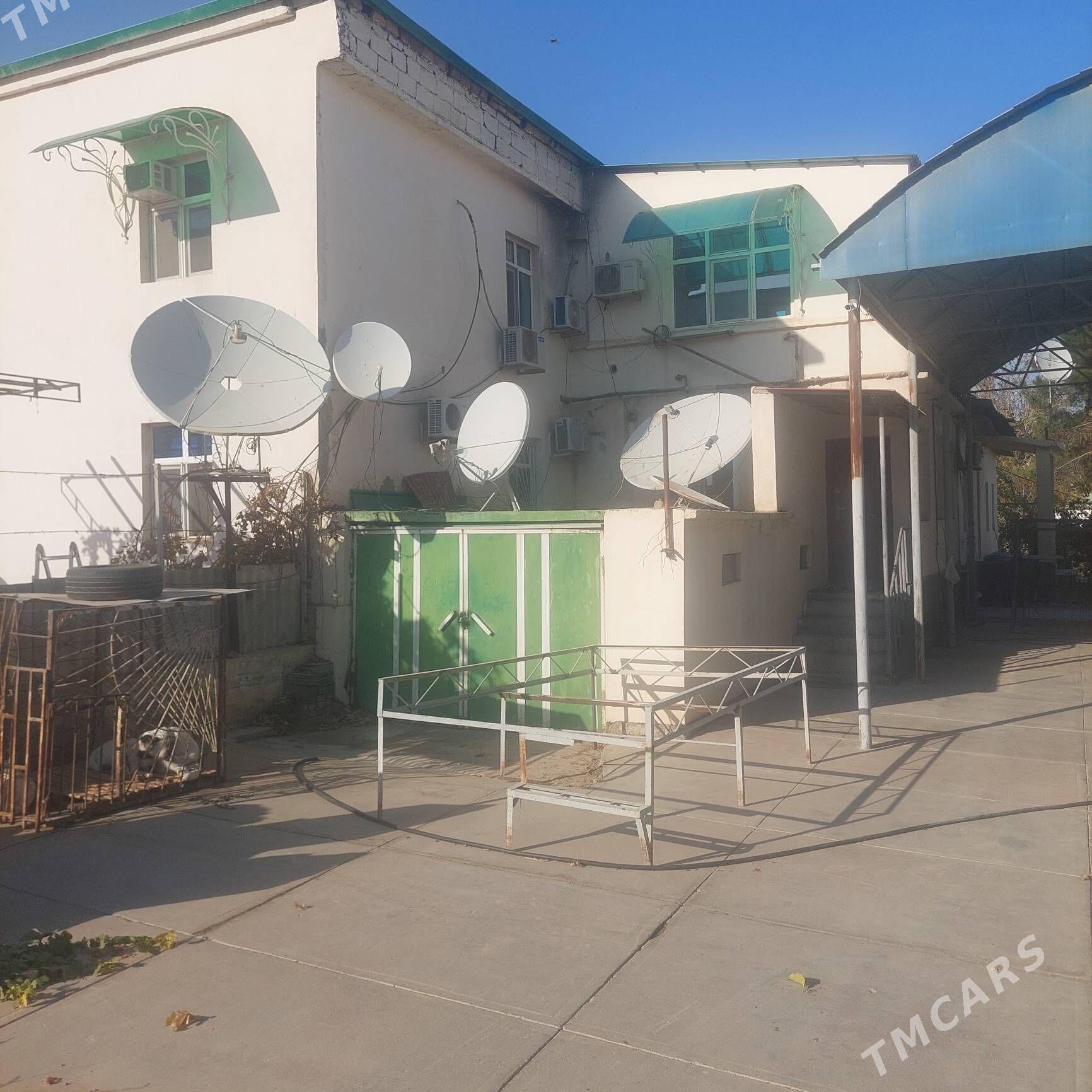 anew arenda howly kwartira - Анев - img 8