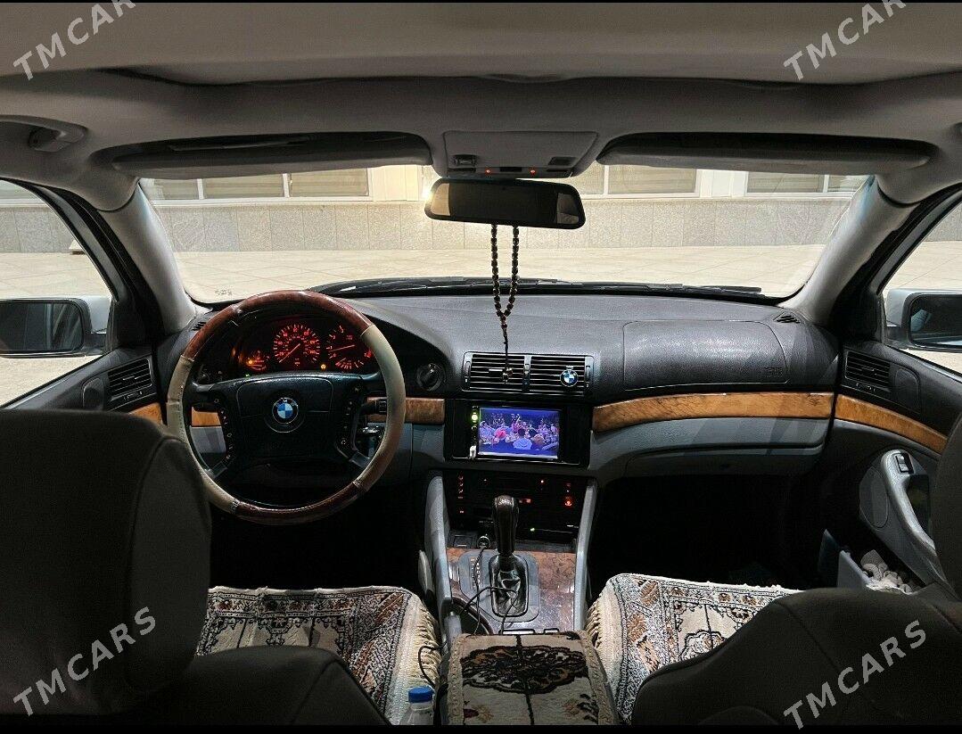 BMW E39 1998 - 112 000 TMT - Mary - img 6