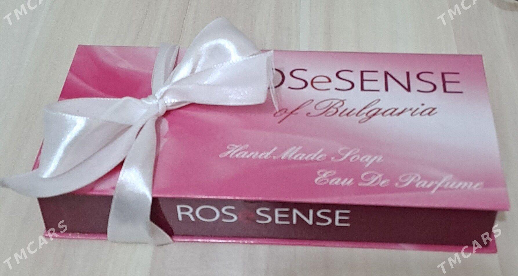 мыло ручной работы с духами - Hitrowka - img 2