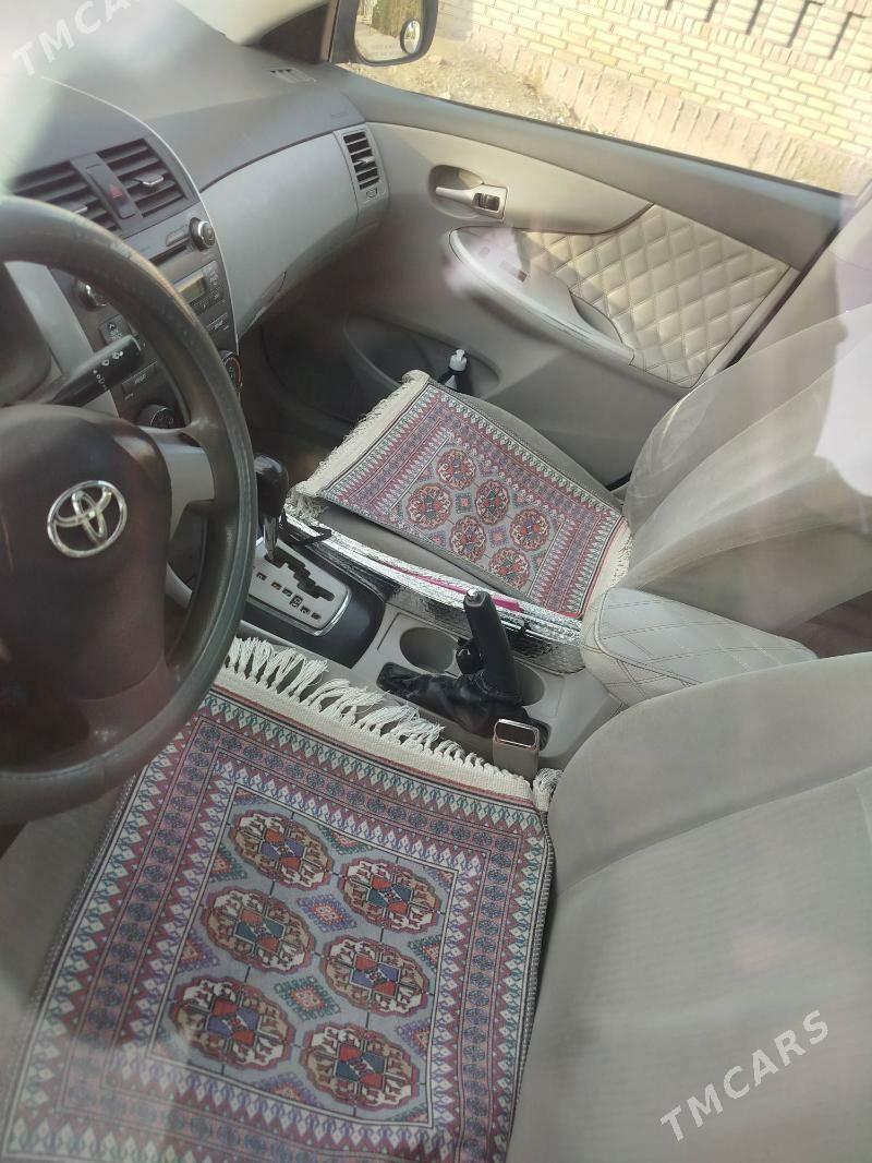 Toyota Corolla 2010 - 135 000 TMT - Ак-Бугдайский этрап - img 3