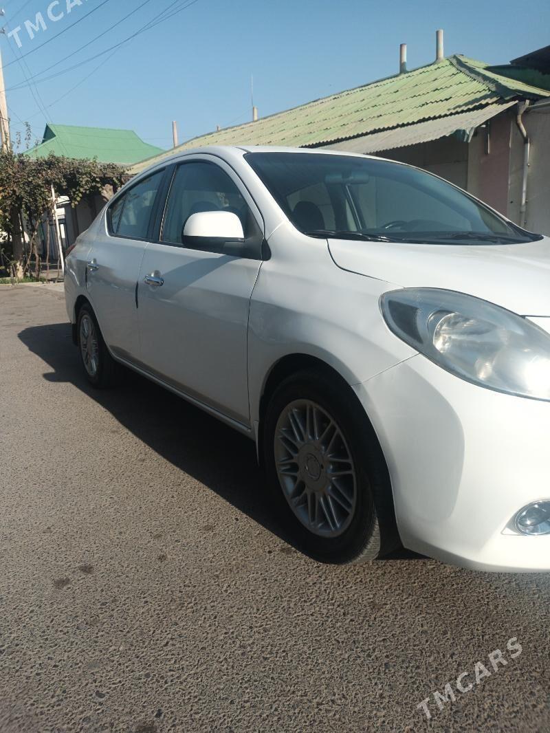 Nissan Versa 2011 - 130 000 TMT - Hitrowka - img 3