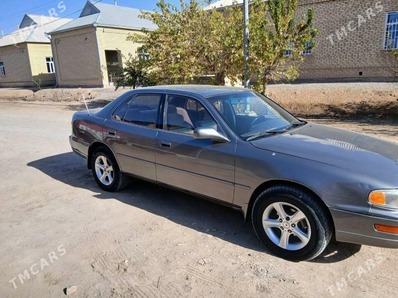 Toyota Camry 1993 - 91 000 TMT - Мары - img 5
