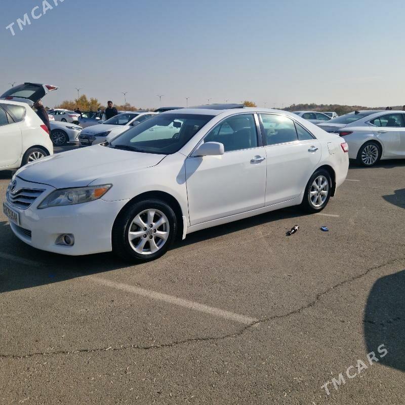 Toyota Camry 2010 - 187 000 TMT - Теджен - img 3