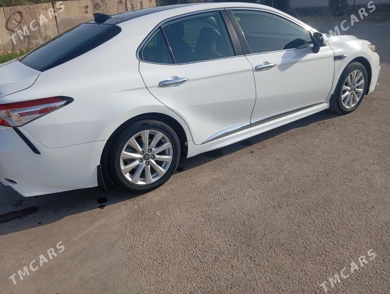 Toyota Camry 2019 - 252 000 TMT - Мары - img 4