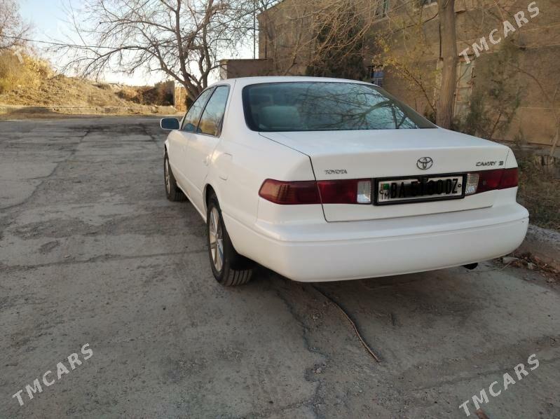 Toyota Camry 2001 - 145 000 TMT - Дашогуз - img 1