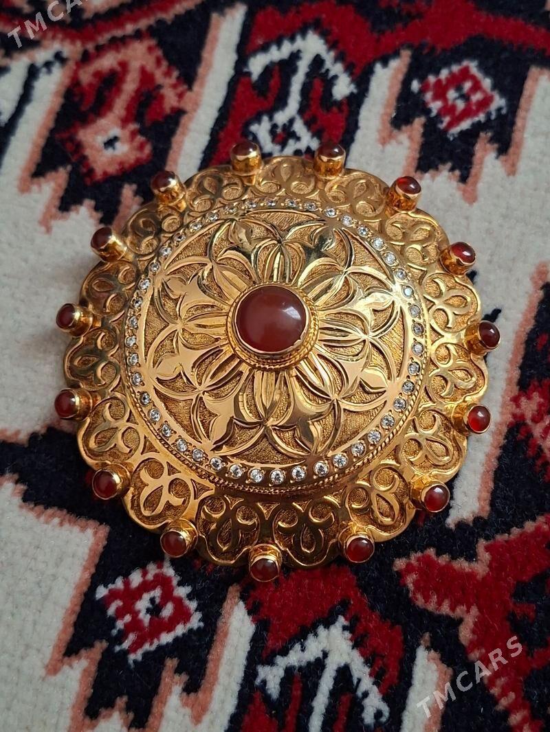Kümüş broşga.gyzyl çayylan - Мир 8 - img 3