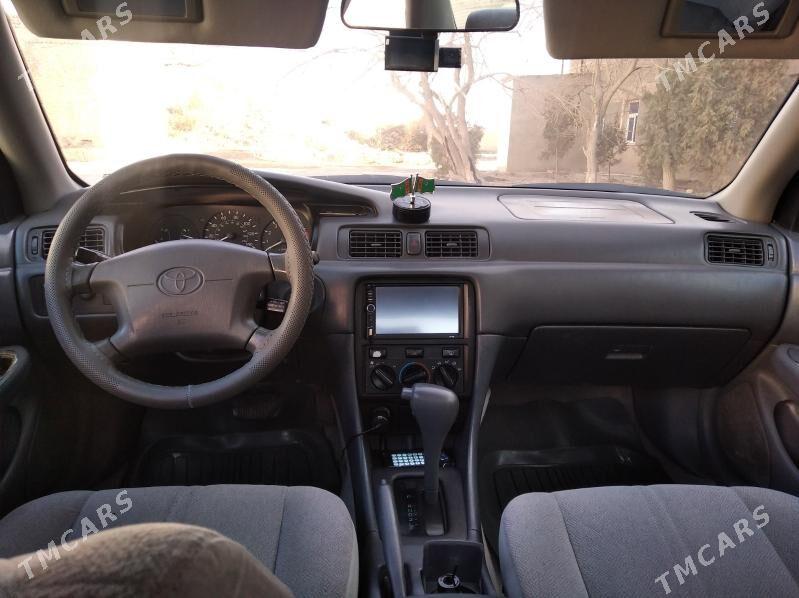 Toyota Camry 2001 - 145 000 TMT - Дашогуз - img 4