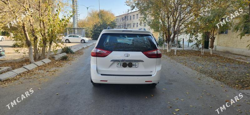 Toyota Sienna 2015 - 365 000 TMT - Ашхабад - img 6